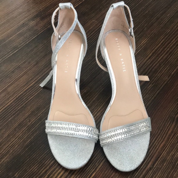 Kelly & Katie Shoes Silver Glitter Sandals Size 95 Poshmark